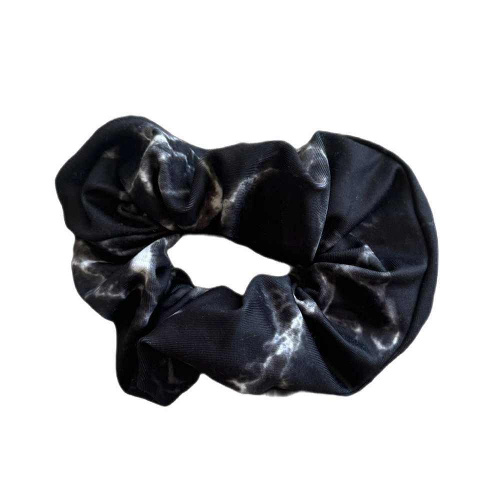 BuffBunny Black marble scrunchie